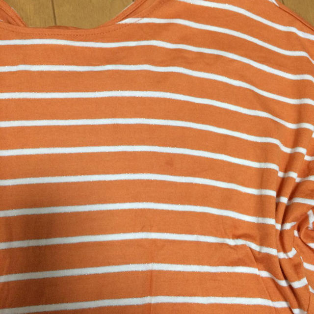 23区(ニジュウサンク)のサイズ32 オレンジカットソー レディースのトップス(カットソー(半袖/袖なし))の商品写真