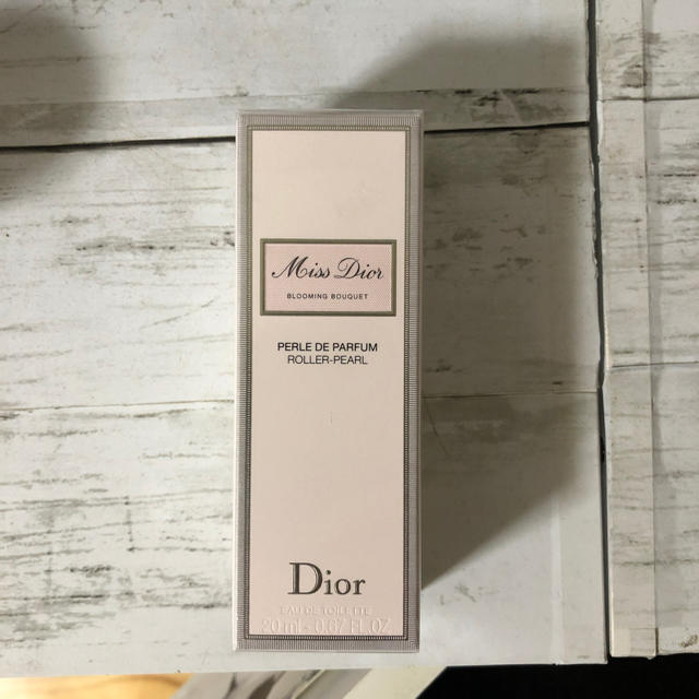 Dior(ディオール)のmiss dior ミスディオール ロールタイプ20ml コスメ/美容の香水(香水(女性用))の商品写真