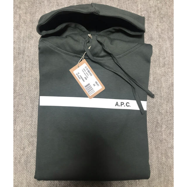 A.P.C(アーペーセー)の【未使用】完売品A.P.C. パーカー カーキ メンズXS apcアーペーセー メンズのトップス(パーカー)の商品写真