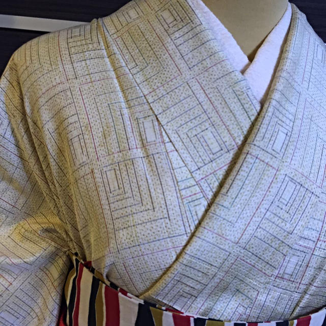 単衣着物 きなり色 正絹 レディースの水着/浴衣(着物)の商品写真