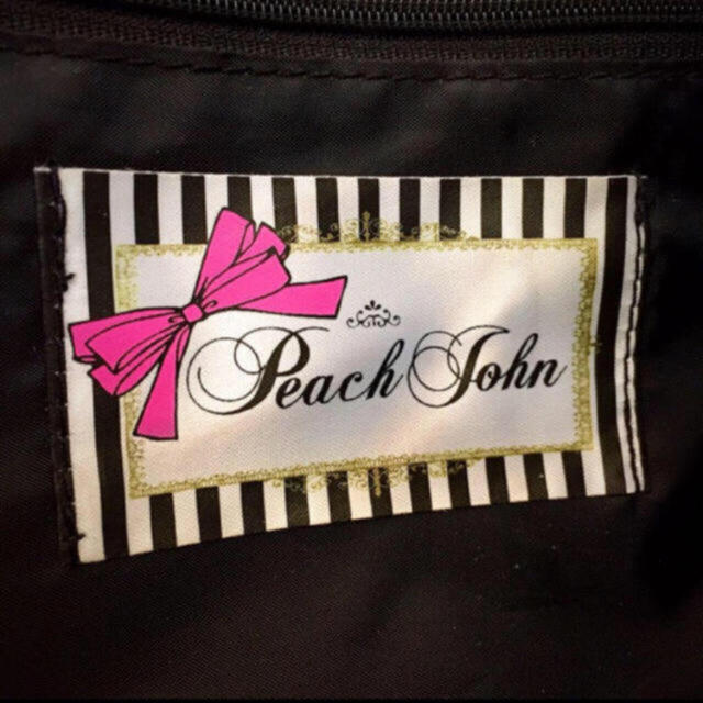 PEACH JOHN(ピーチジョン)の新品タグ付き　PEACH JOHN バッグ カーキ レディースのバッグ(ハンドバッグ)の商品写真