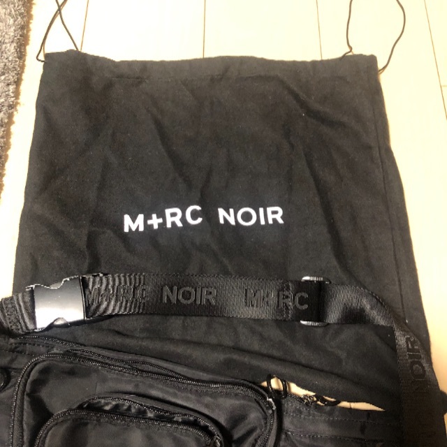 M +RC noir Belt bag マルシェノア