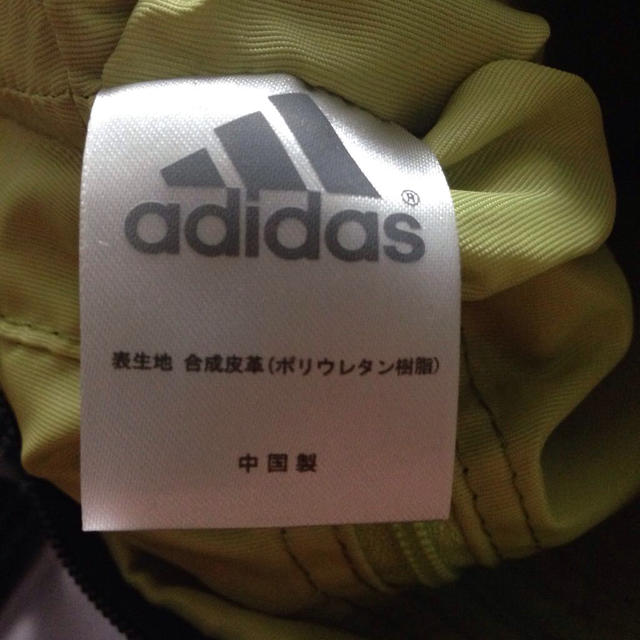 adidas(アディダス)のadidas／ショルダーバッグ レディースのバッグ(ショルダーバッグ)の商品写真