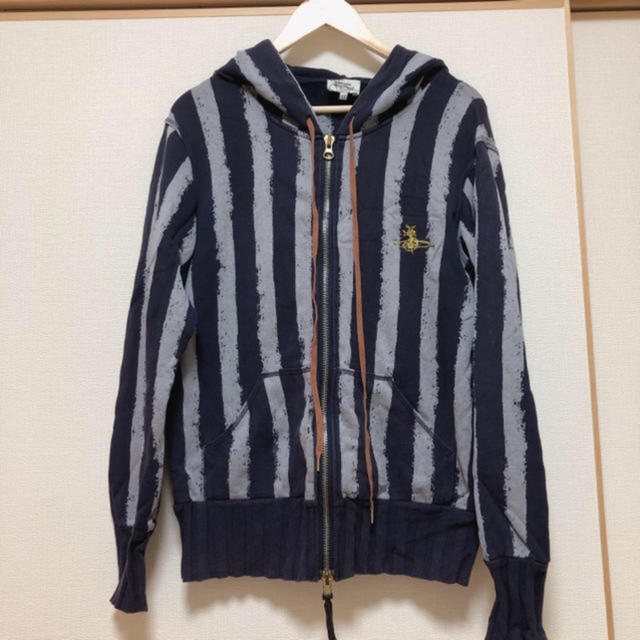 Vivienne Westwood(ヴィヴィアンウエストウッド)のvivienne westwood man パーカー メンズのトップス(パーカー)の商品写真