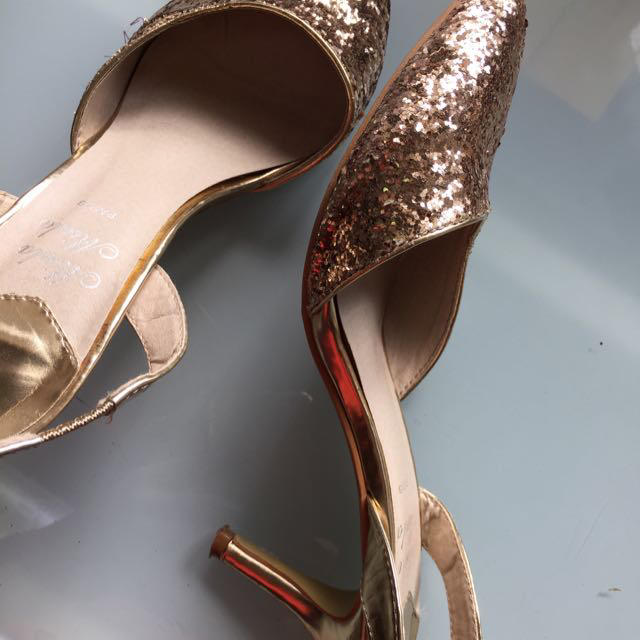 ゴールドサンダル レディースの靴/シューズ(サンダル)の商品写真