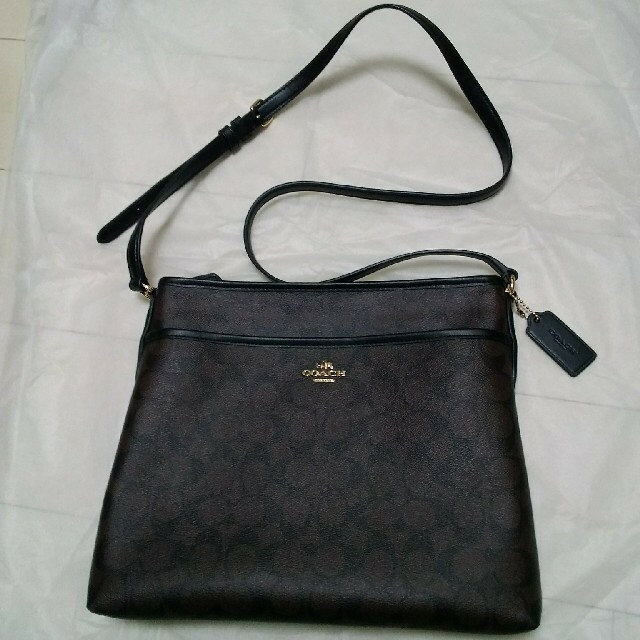 新品未使用★コーチショルダーCoach F58297/IMAA8