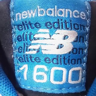 ニューバランス(New Balance)の
希少エリートエディション！ニューバランス1600高級スニーカー黒青！


(スニーカー)