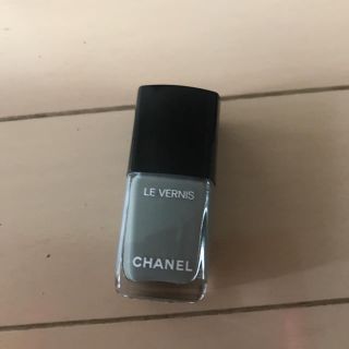 シャネル(CHANEL)の【美品】CHANEL マニキュア ネイル 576 ヴェルニ グレー(マニキュア)