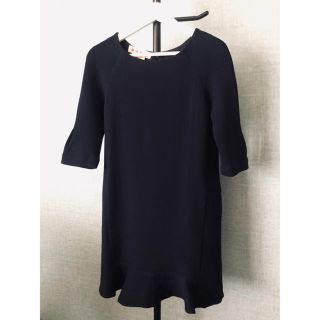 マルニ(Marni)の☆マルニの裾フリルワンピース ネイビー 定価15万円 サイズ38(ひざ丈ワンピース)