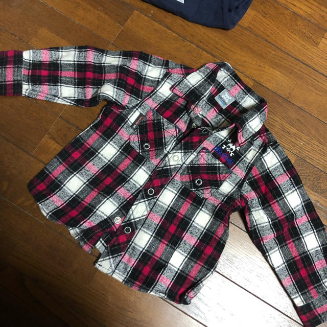 bluecross(ブルークロス)のシャツ キッズ/ベビー/マタニティのベビー服(~85cm)(Ｔシャツ)の商品写真