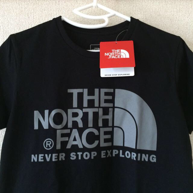 THE NORTH FACE(ザノースフェイス)のNORTH FACE T-shirt レディースのトップス(シャツ/ブラウス(半袖/袖なし))の商品写真