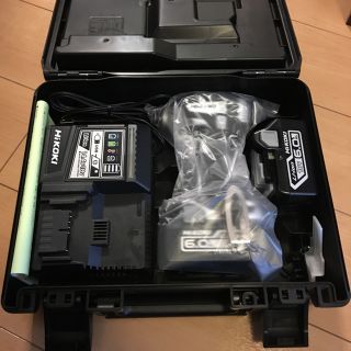 ヒタチ(日立)の日立 インパクトドライバー 18V 6.0Ah ホワイト(工具/メンテナンス)