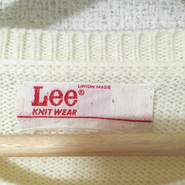 Lee(リー)のLee ニット ほぼ未使用 白 レディースのトップス(ニット/セーター)の商品写真