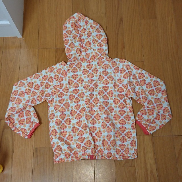 patagonia(パタゴニア)のパタゴニア ジャケット☆4T 美品です キッズ/ベビー/マタニティのキッズ服女の子用(90cm~)(ジャケット/上着)の商品写真