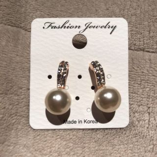 パール ピアス(ピアス)