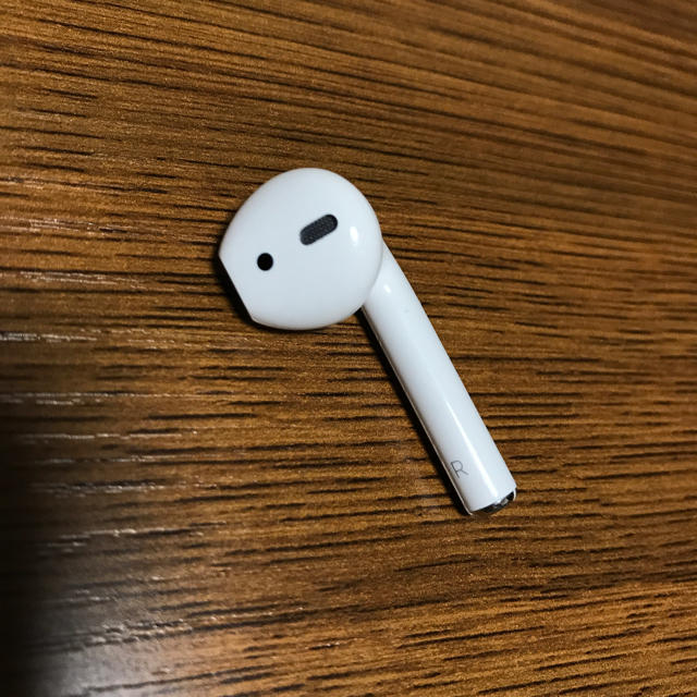 AirPods 右耳のみ