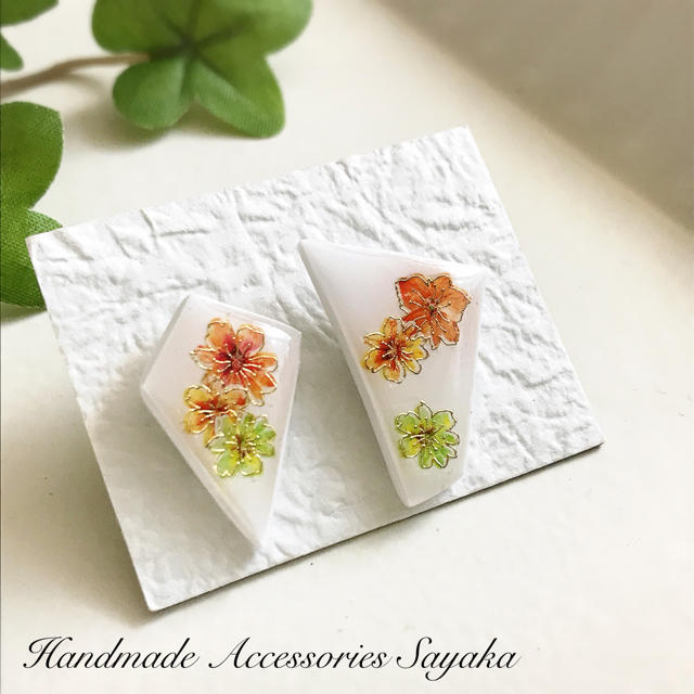 ハンドメイド スタッドピアス プラ板 プラバン レジン アクセサリー お花手作りの通販 By Mimoza S Shop ラクマ ハンドメイド スタッドピアス プラ板 プラバン レジン アクセサリー お花手作りの通販 By Mimoza S Shop ラクマ