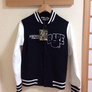 A BATHING APE(スタジャン)のフリマアイテム一覧 A BATHING APE(スタジャン)のフリマアイテム一覧