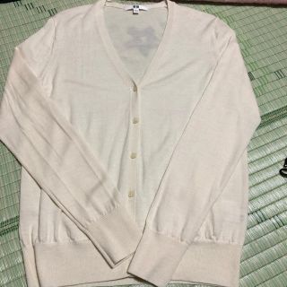 ユニクロ(UNIQLO)のカーディガン(カーディガン)