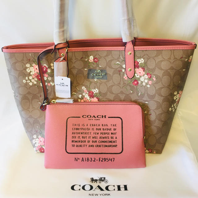 Coach レディース Coach 新品 リバーシブル コーチ 花柄 コーチ 花柄 トートバッグ 売上特価