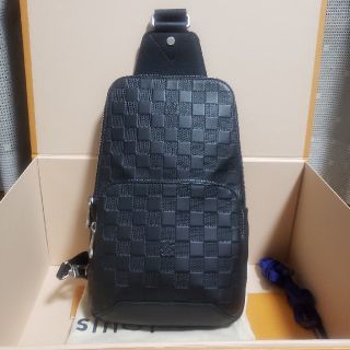 ルイヴィトン(LOUIS VUITTON)の【かさいこ様専用】ルイヴィトン　アヴェニュー　スリングバッグ(ボディーバッグ)