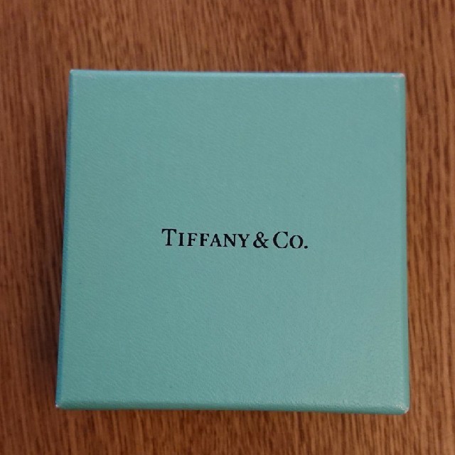 Tiffany & Co.(ティファニー)のティファニー 空箱 レディースのバッグ(ショップ袋)の商品写真