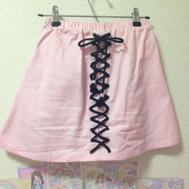 Swankiss(スワンキス)のMiMi編み上げスカート レディースのスカート(ミニスカート)の商品写真