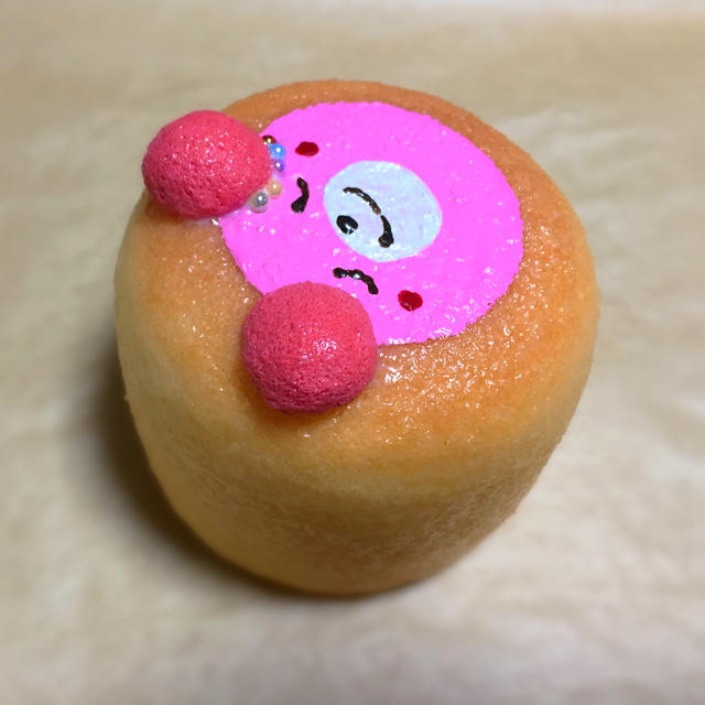 ミニサイズ Pink kumaの一口パン 手作りスクイーズ ハンドメイドのおもちゃ(その他)の商品写真