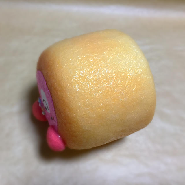 ミニサイズ Pink kumaの一口パン 手作りスクイーズ ハンドメイドのおもちゃ(その他)の商品写真