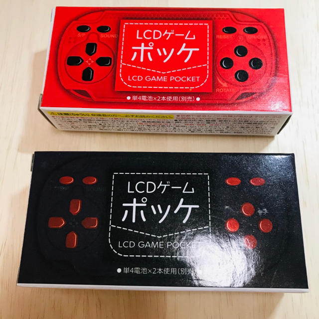 LCDゲーム機 ポッケ 人気の黒赤 2個セット 新品未使用 エンタメ/ホビーのゲームソフト/ゲーム機本体(携帯用ゲーム機本体)の商品写真