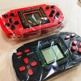 LCDゲーム機 ポッケ 人気の黒赤 2個セット 新品未使用(携帯用ゲーム機本体)
