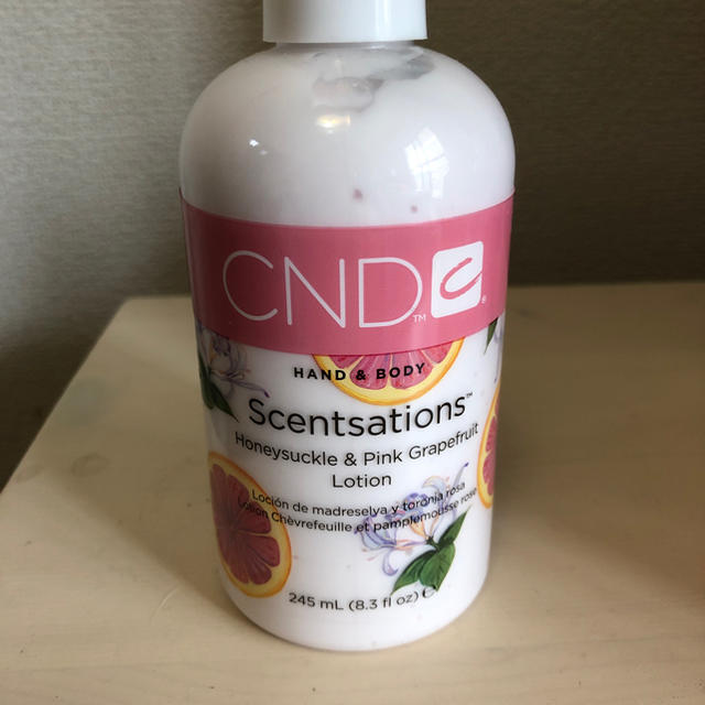 CND(シーエヌディー)のCND センセーション し新品未使用 3月購入 コスメ/美容のボディケア(ボディローション/ミルク)の商品写真