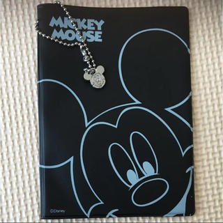ディズニー(Disney)のミッキー パスポートケース(旅行用品)