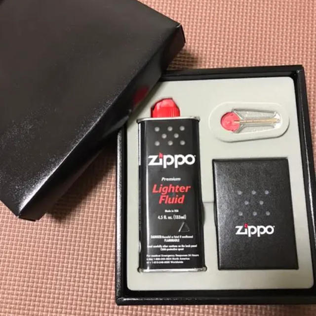 ZIPPO(ジッポー)の新品 ZIPPO ライター ジッポー オイル 石 セット メンズのファッション小物(タバコグッズ)の商品写真