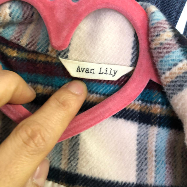 Avan Lily(アバンリリー)のアヴァンリリー チェック柄コート 美品 レディースのジャケット/アウター(ロングコート)の商品写真