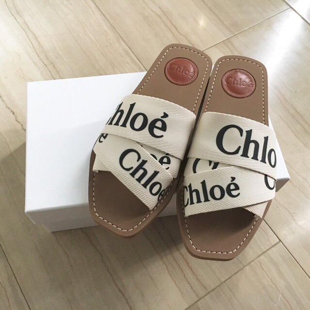 【本日23:59まで】Chloe フラットサンダル19SS white38サンダル