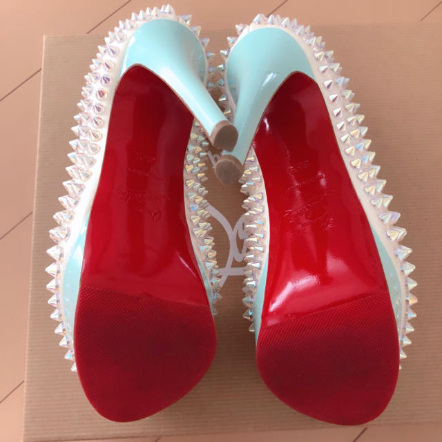 Christian Louboutin(クリスチャンルブタン)のChristian Louboutin 正規品 パンプス レディースの靴/シューズ(ハイヒール/パンプス)の商品写真