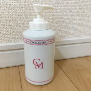 セシルマクビー(CECIL McBEE)の☆新品☆セシル☆ロゴ入り詰め替えボトル(日用品/生活雑貨)