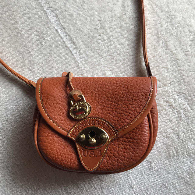 Dooney & Bourke ポシェット