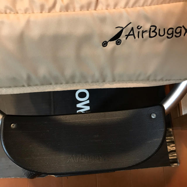 AIRBUGGY(エアバギー)の★専用★最終価格【使用回数少】エアバギー  キャメル キッズ/ベビー/マタニティの外出/移動用品(ベビーカー/バギー)の商品写真