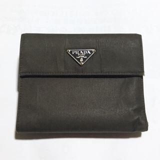 プラダ(PRADA)のPRADAカーキ色お財布(財布)