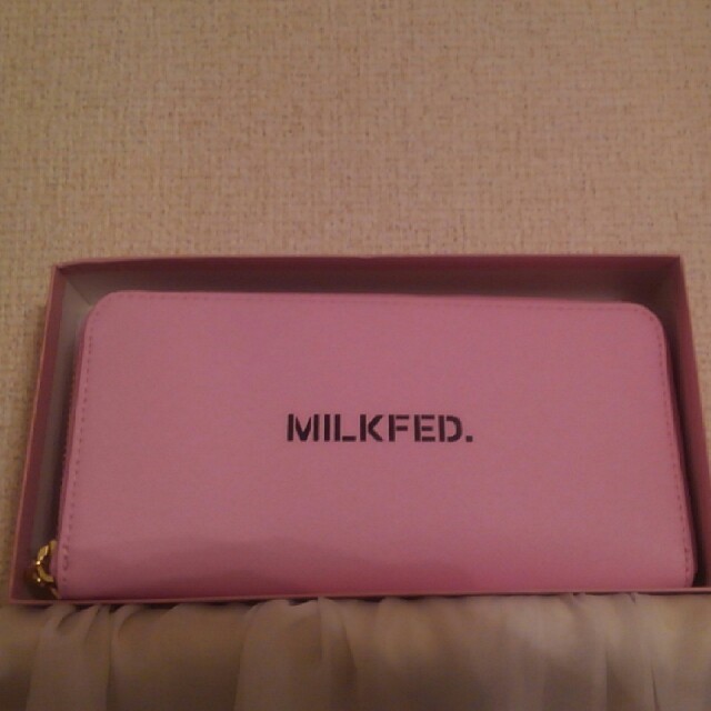 MILKFED.(ミルクフェド)の新品　ミルクフェド　ピンク　長財布 レディースのファッション小物(財布)の商品写真