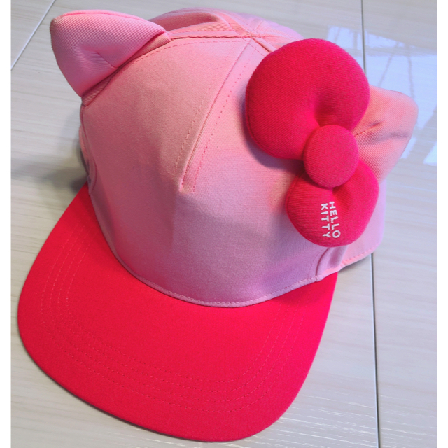 USJ(ユニバーサルスタジオジャパン)のユニバーサル キッズ キティちゃん帽子 キッズ/ベビー/マタニティのこども用ファッション小物(帽子)の商品写真