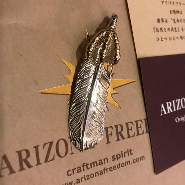 ARIZONA FREEDOM(アリゾナフリーダム)のアリゾナフリーダム 18k爪フェザー60ミリ newフェザーバージョン メンズのアクセサリー(ネックレス)の商品写真