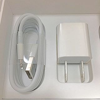 アイフォーン(iPhone)の充電器 iPhone(バッテリー/充電器)