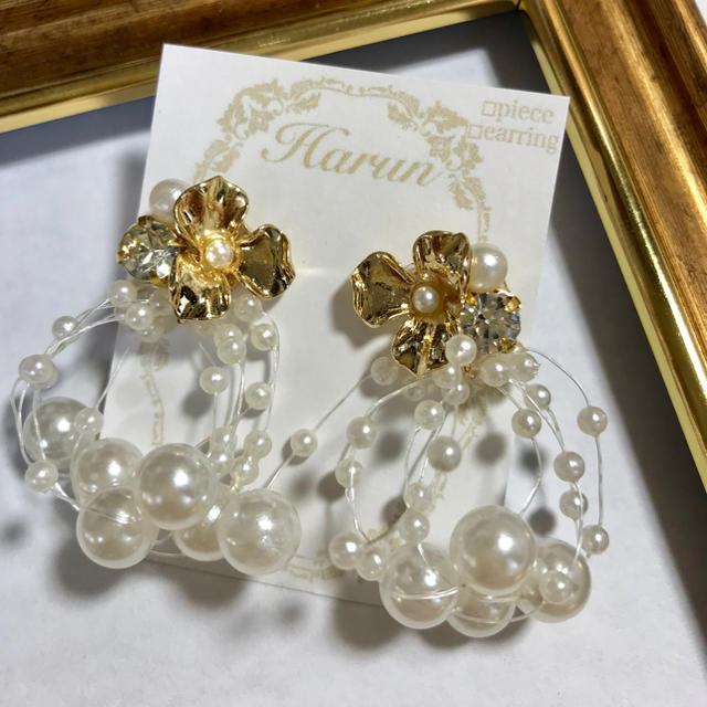 Harun♡お花ビジュー×パールシャワーピアス♡イヤリング可 ハンドメイドのアクセサリー(ピアス)の商品写真