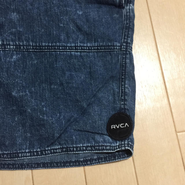 RVCA(ルーカ)のRVCA ルーカ ハーフパンツ デニムパンツ ショーパン インディゴブルー メンズのパンツ(デニム/ジーンズ)の商品写真