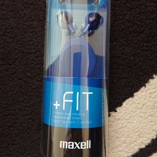 マクセル(maxell)の♥️新品＊イヤホン maxell♥️(ヘッドフォン/イヤフォン)