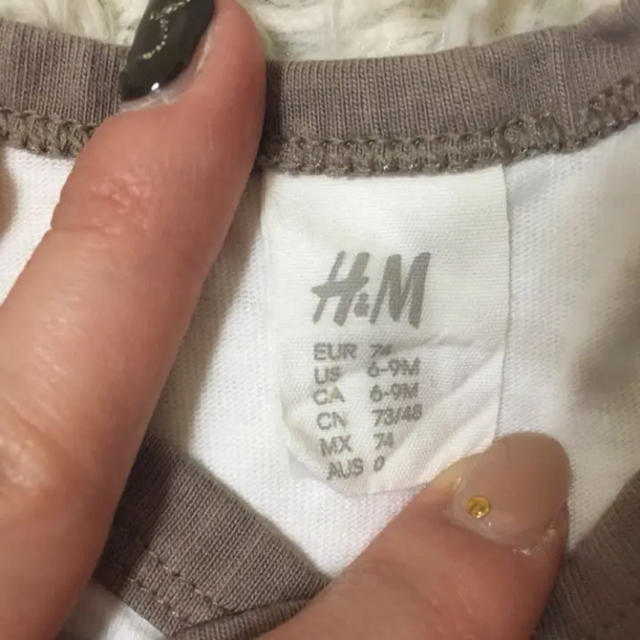 H&M(エイチアンドエム)のH&M ロンパース ショートオール 2枚セット 80 キッズ/ベビー/マタニティのベビー服(~85cm)(カバーオール)の商品写真