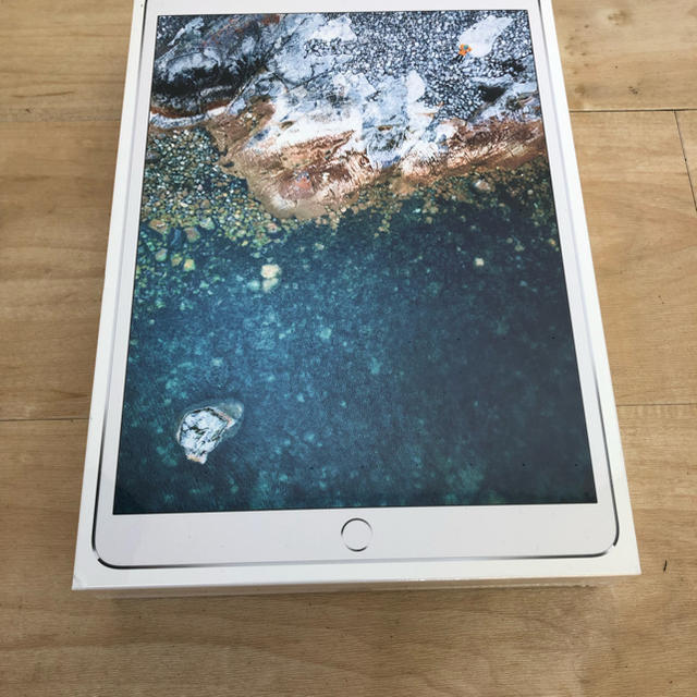 iPad Pro 10.5インチ 新品 wifi 64GB シルバー 格安にて